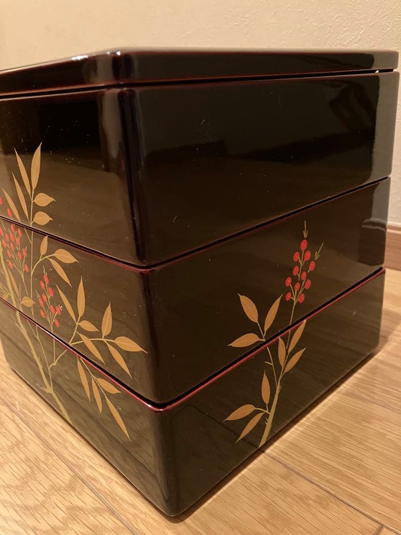 重箱　今津塗　南天　6.5寸