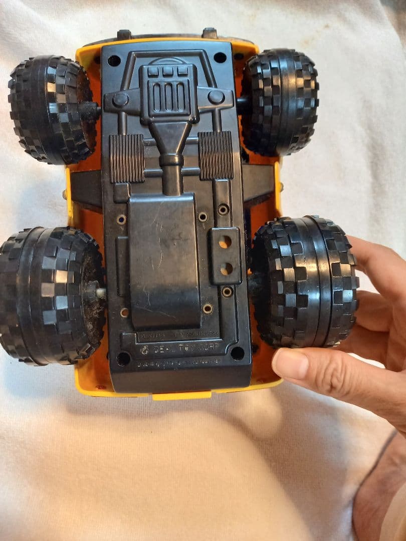 スーパーサファリ　車