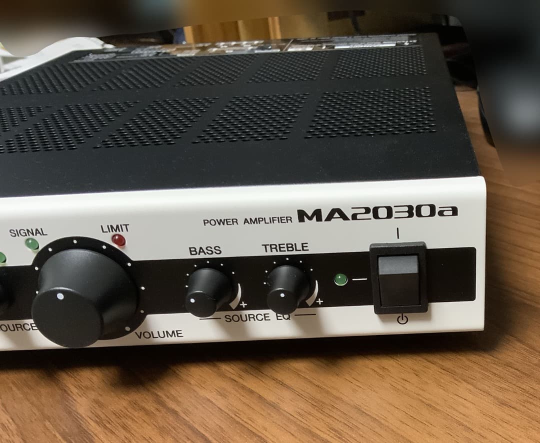 YAMAHA MA2030a パワーアンプ [ほぼ新品] Yamaha MA2030a パワーアンプ