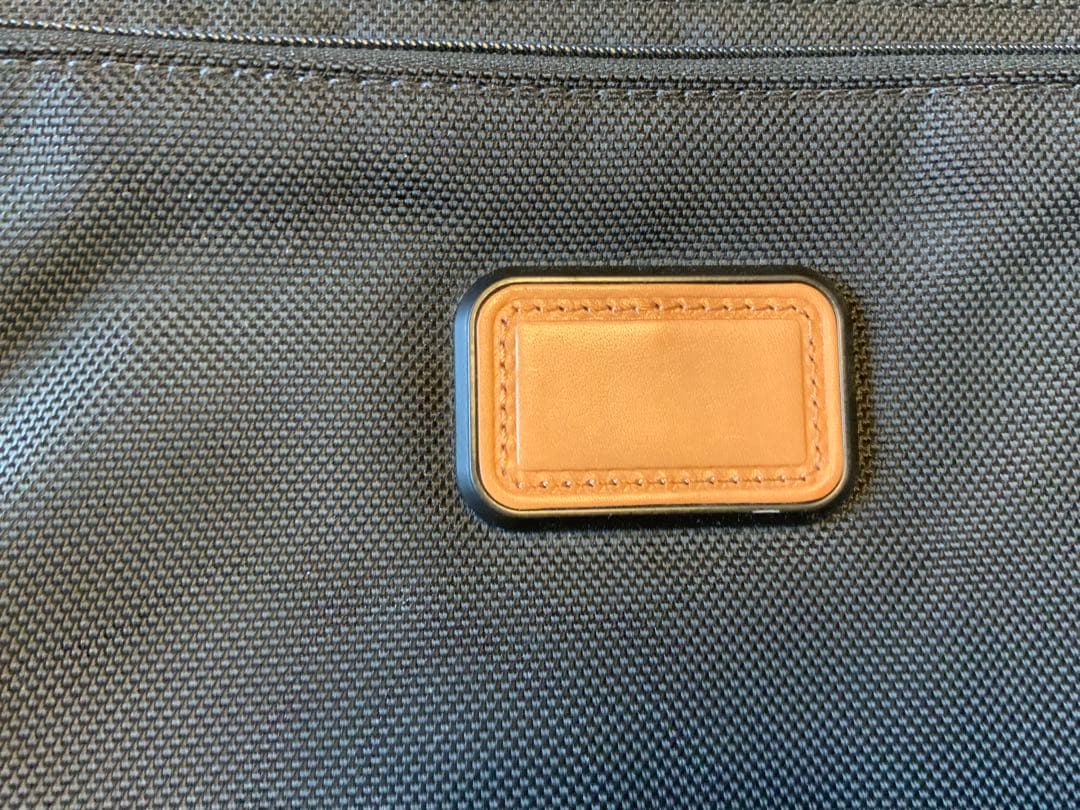 TUMI PCケース ラップトップカバー ミディアム タンパッチ ラップ