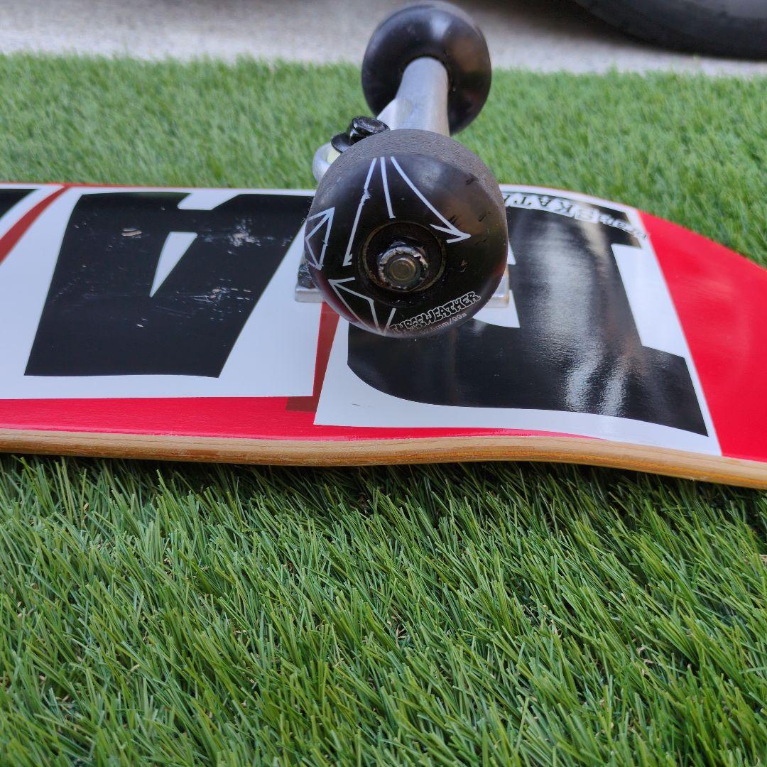 BAKER コンプリートスケートボード レッド/ブラック