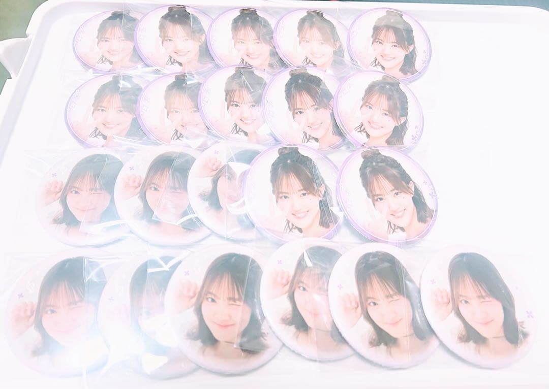 山口莉愛 缶バッジ 21個 山口莉愛 缶バッジ 21個