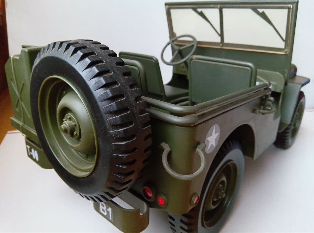 1/6 ジープ