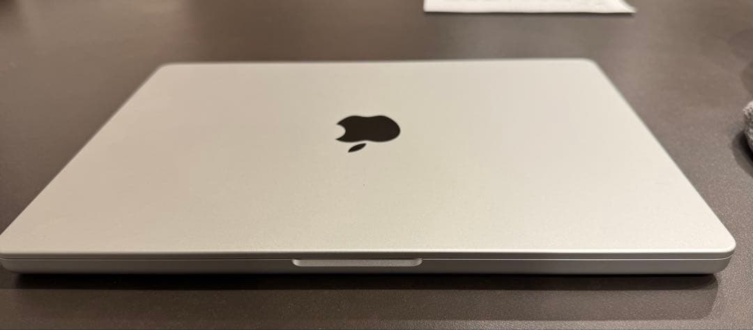 Apple MacBook Pro シルバー 充電器付き 2023 M3 Amazon.co.jp