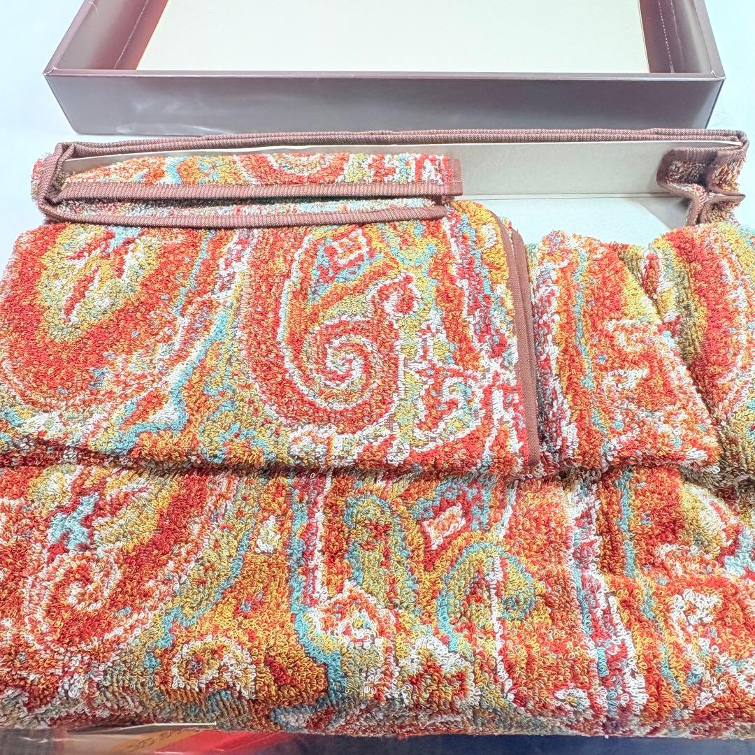 ETRO エトロ バスタオル ペイズリー柄 レッド