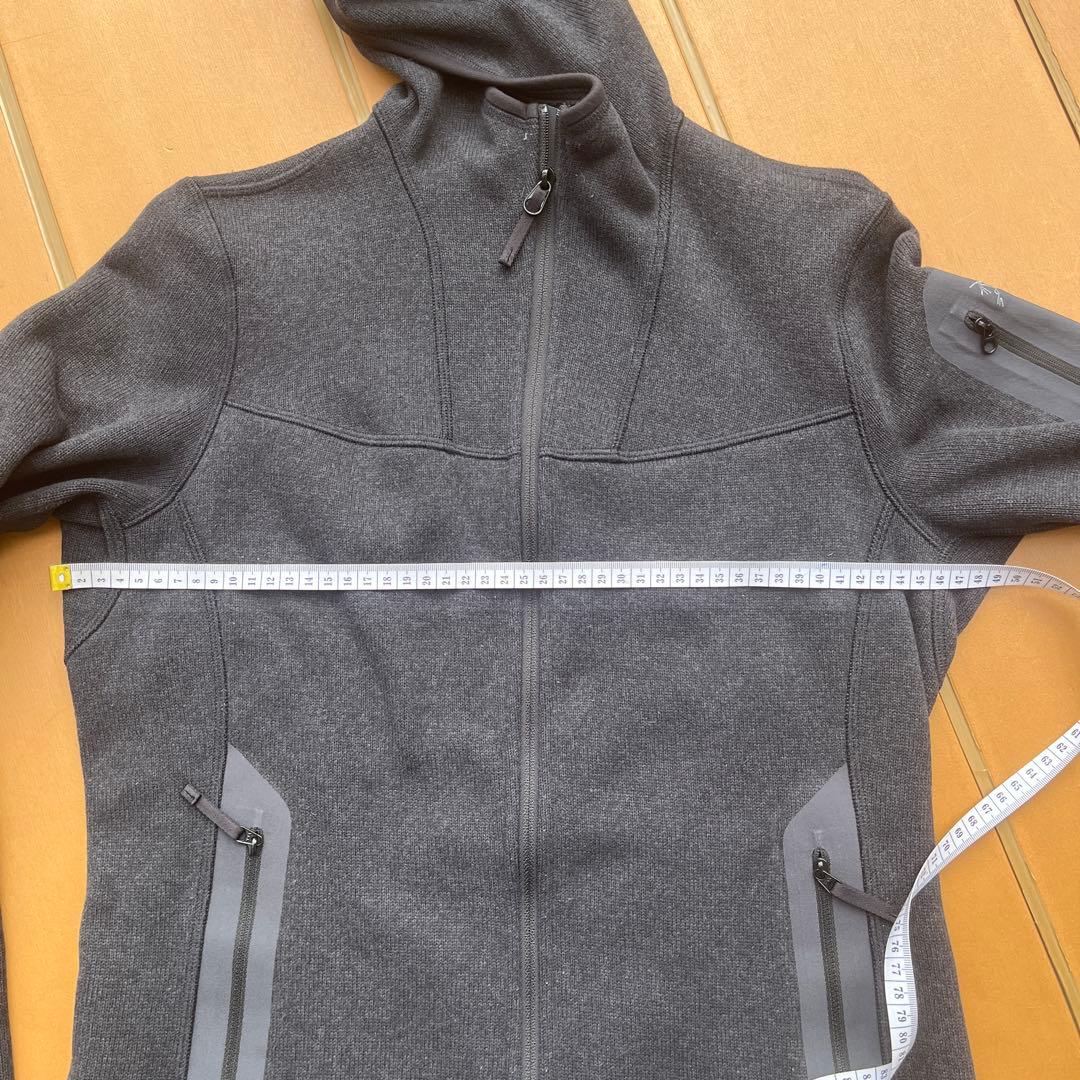 ARC'TERYX フード付きジャケット M グレー
