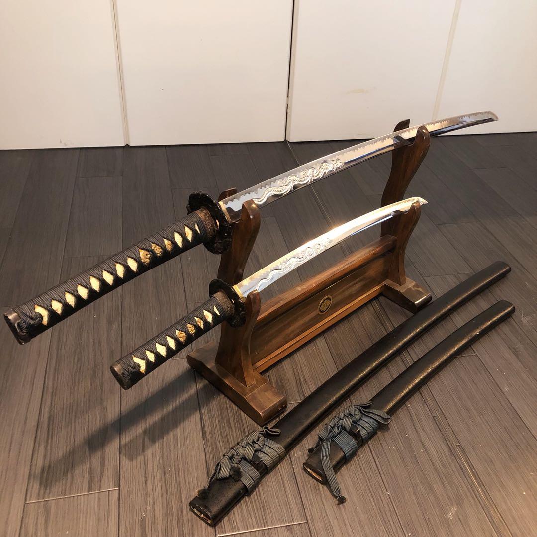 本格模造刀　龍梵字刻印　居合刀　 美術刀剣　太刀　脇差　大小セット　緑拵え