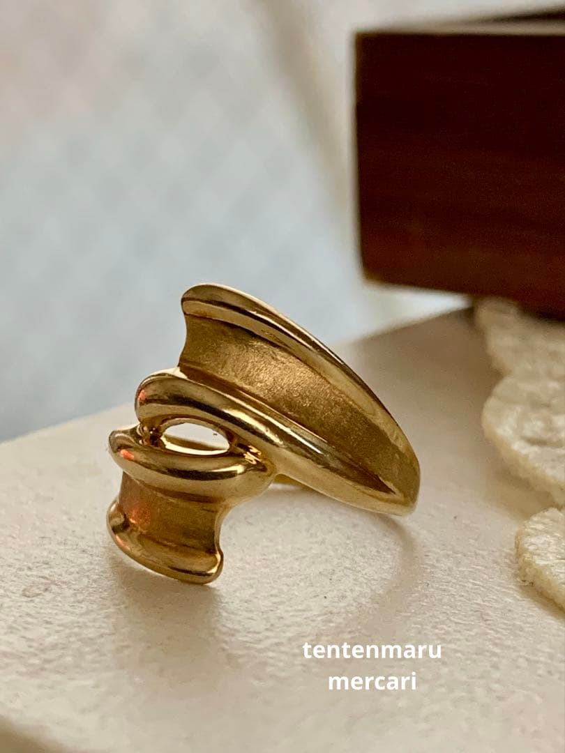 直*子様 ジュエリーマキ ☆ K18 ワイドツイストリング ☆ 幅広地金リング