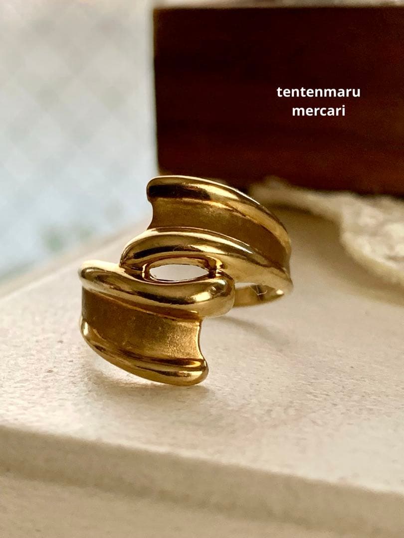 直*子様 ジュエリーマキ ☆ K18 ワイドツイストリング ☆ 幅広地金リング