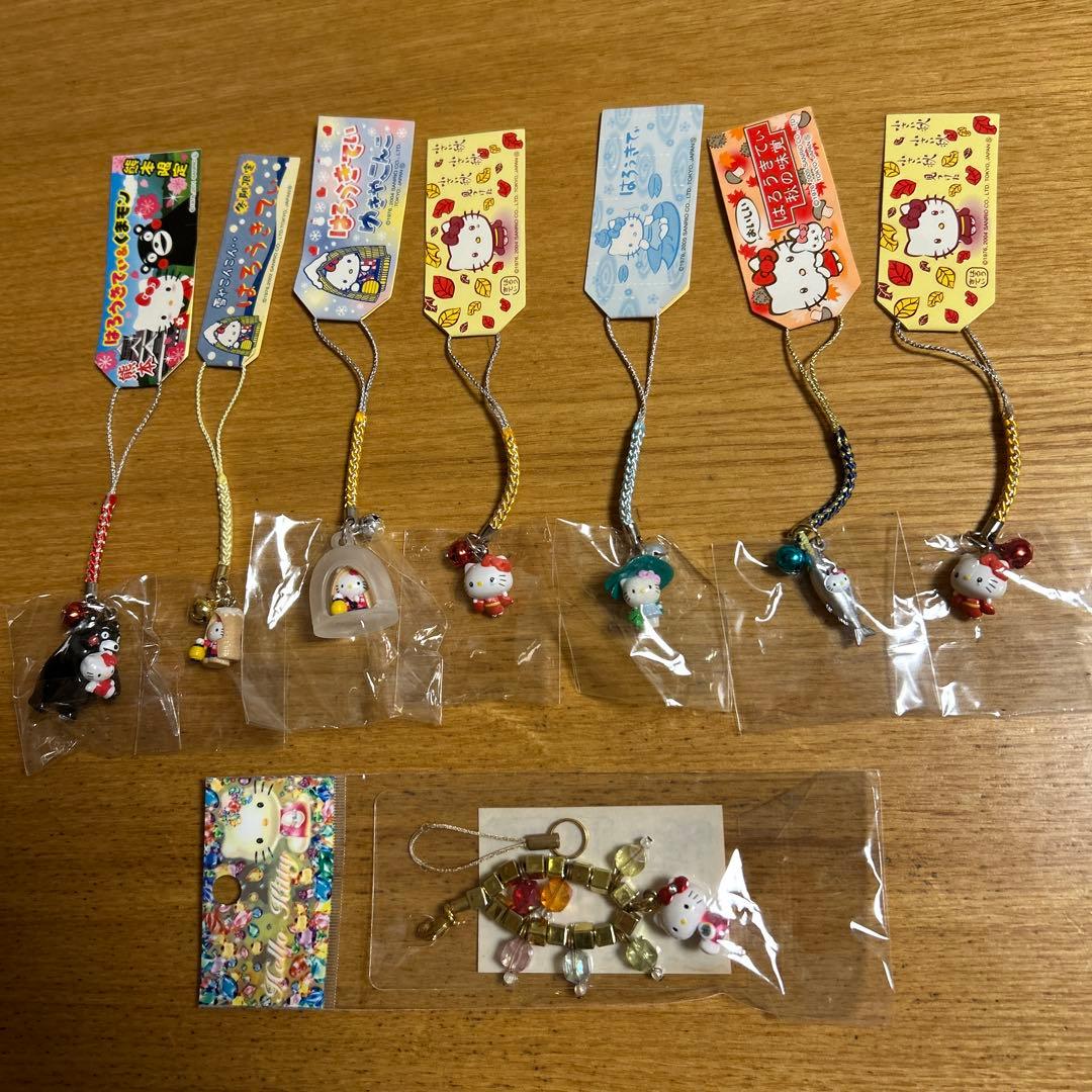 s*e様 ハローキティ　ストラップ、根付、ボールペンなどグッズ24点