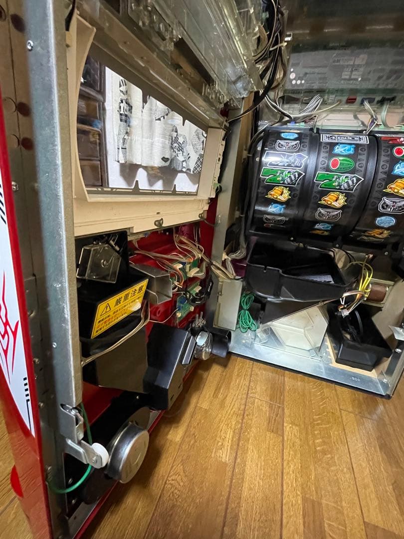 パチスロ実機 初代❗️創聖アクエリオン5号機(コイン不要機)