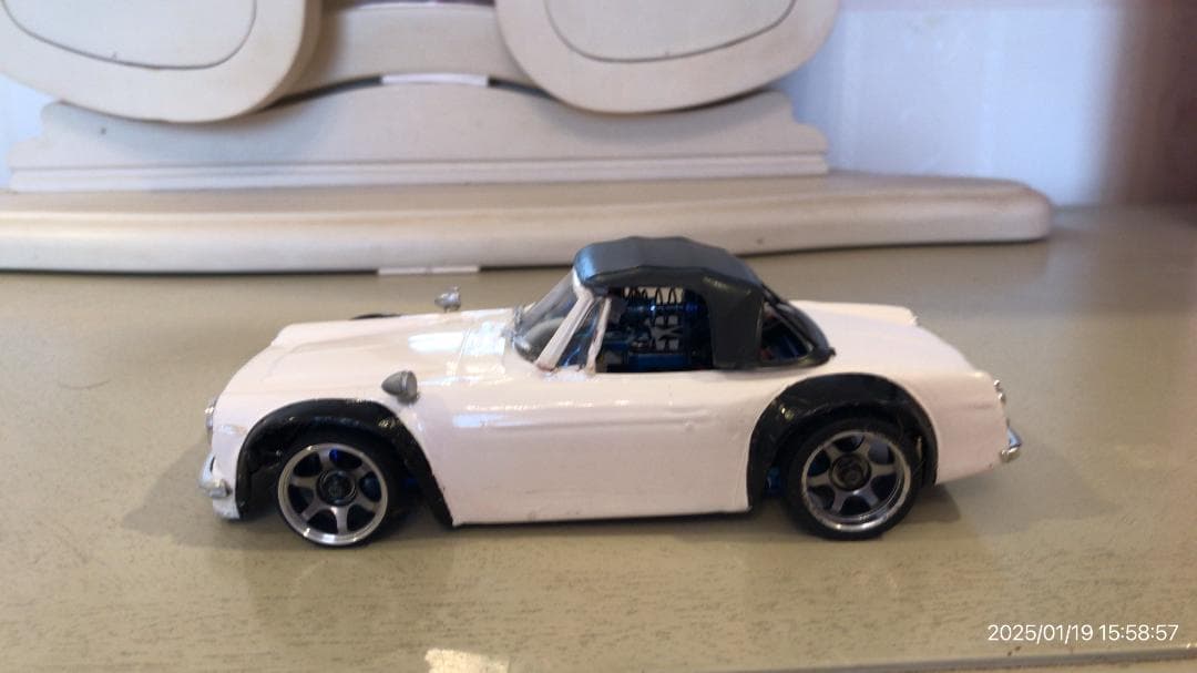 ミニッツ　世界に1台　プラボディ　フェアレディ　アルミタイヤライトマフラーLED