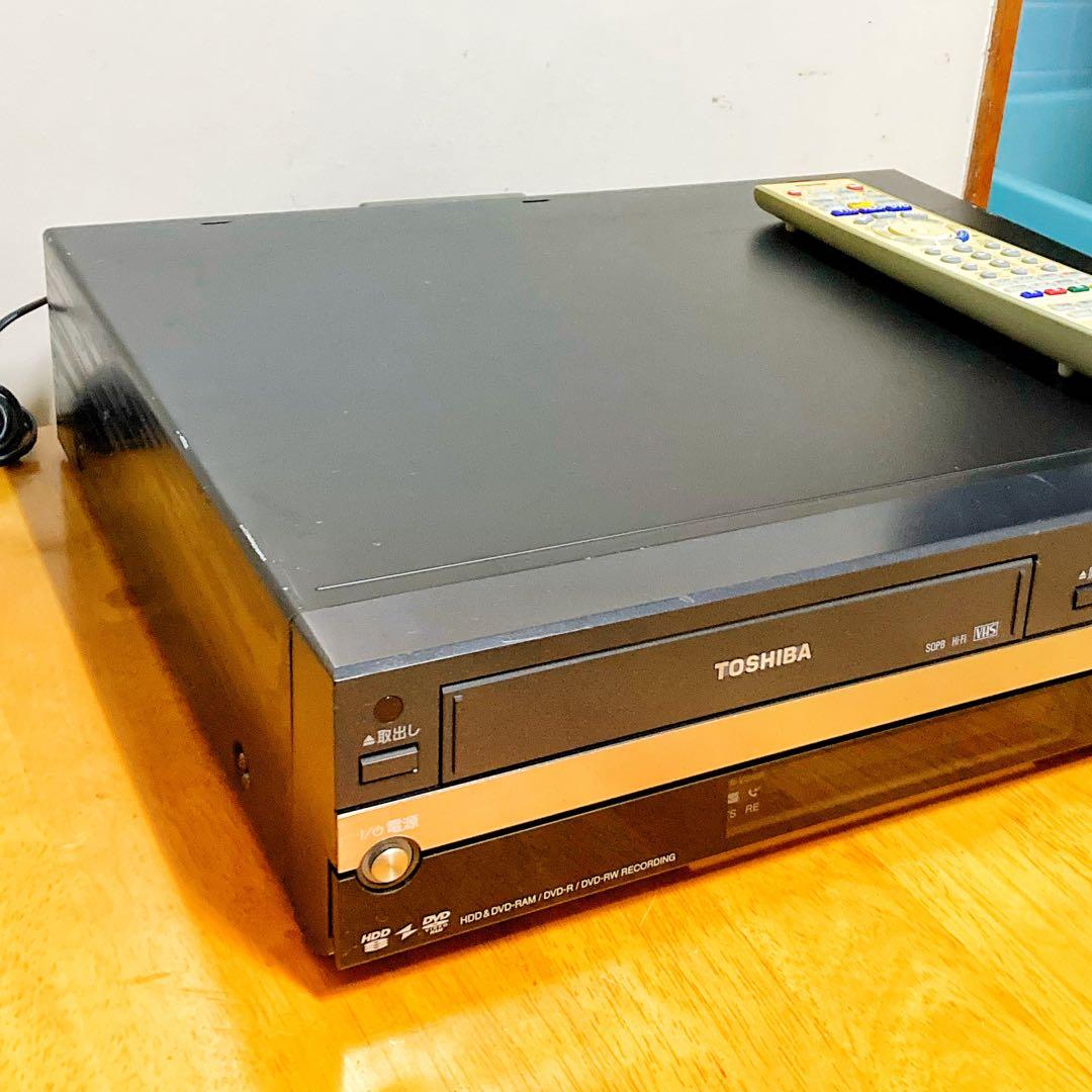 リモコン無し　TOSHIBA 東芝　 HDD搭載DVDビデオ一体型レコーダー
