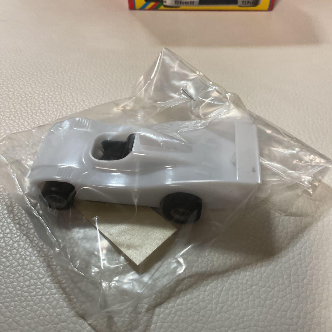 コスモス、昭和レトロおもちゃ