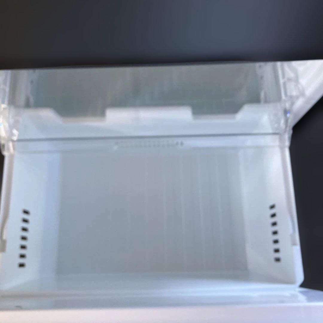 2024年製 東芝 冷蔵庫 330L GR-V33SC ブラック 3ドア　右開き