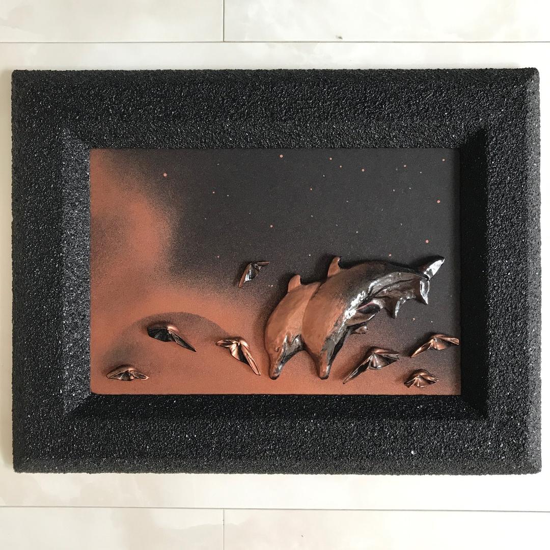 ニュージーランド　３Dモノクロマティックアート　“イルカ”