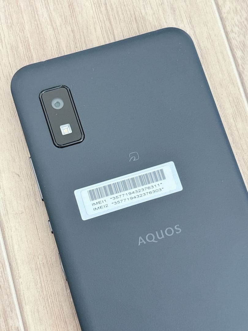 AQUOS wish2 64GB SHG06 割れなし バッテリー状態良好 AQUOS wish2