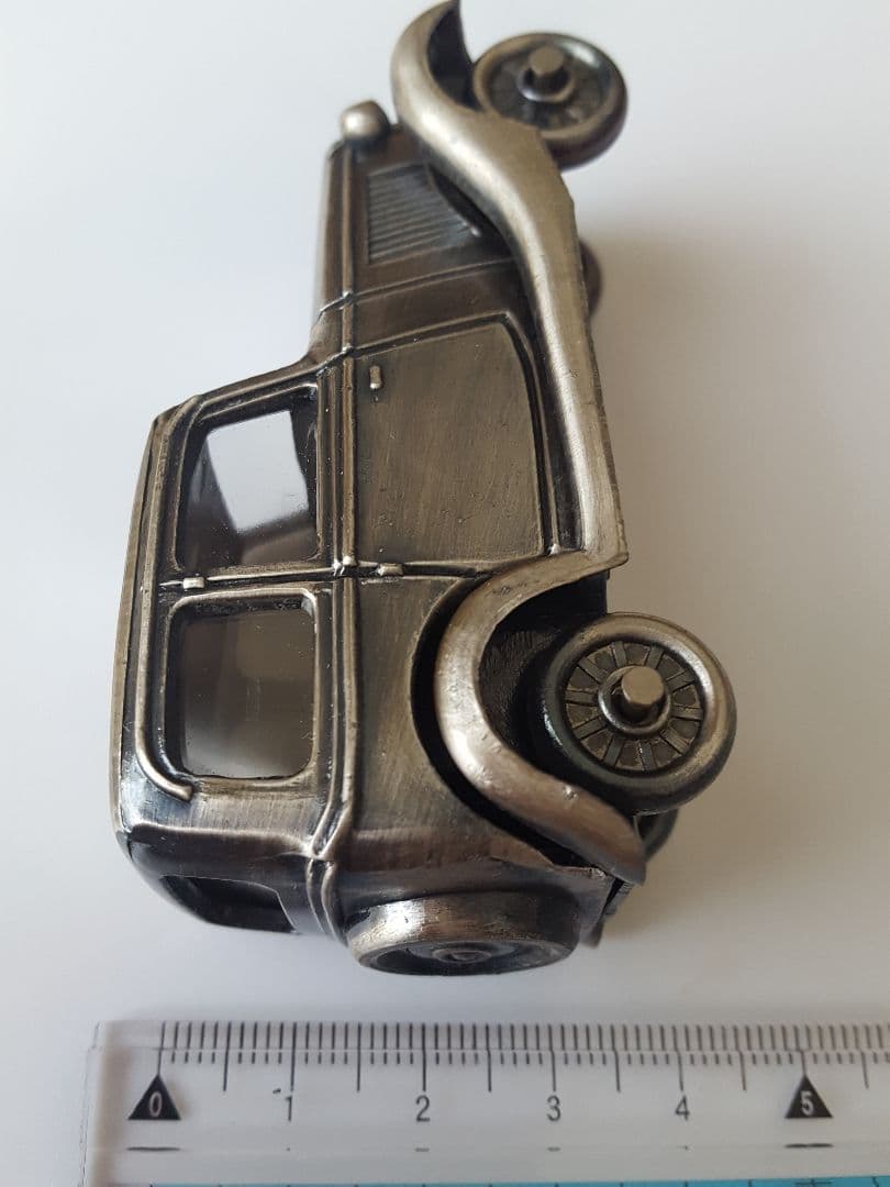 ヨネザワのミニカーダットサンDXセダン-１９３５-