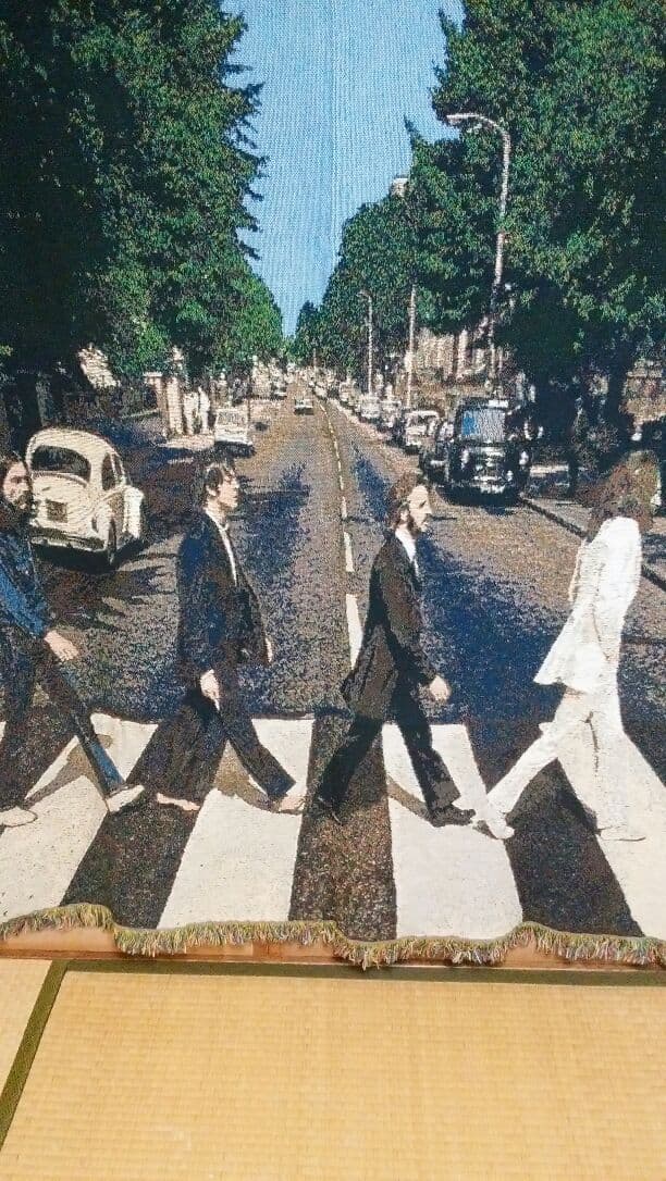 ビートルズタペストリー交渉中