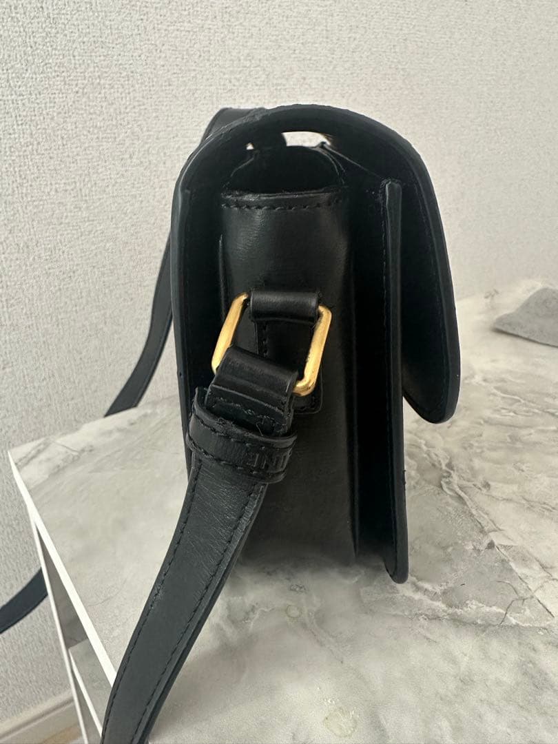 koro  CELINE ブラック ショルダーバッグ