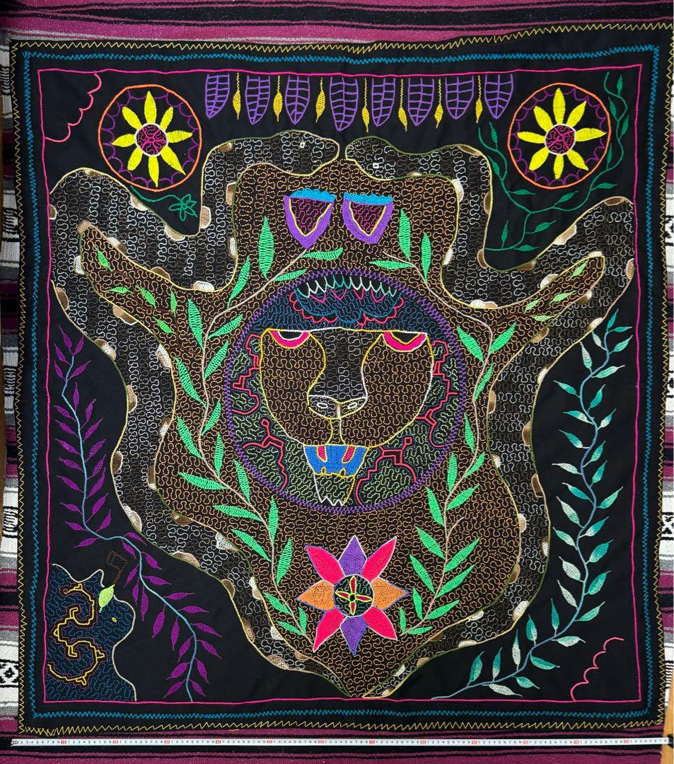 シピボ族 手刺繍 ラグ アヤワスカ