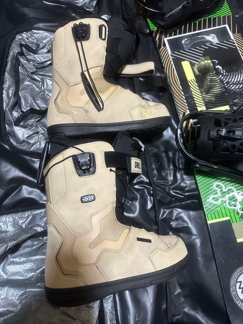 DEELUXE スノーボードブーツ ベージュ