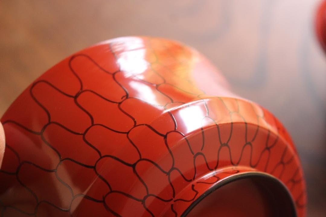 デッドストック！極上朱漆に風情ある網目文の美しい煮物椀2点（検輪島塗懐石道具