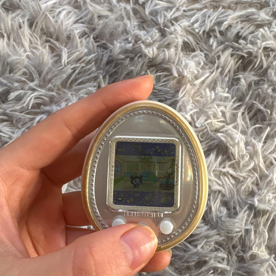 たまごっち4U 本体 キーホルダー付き ホワイト・白 動作確認済み