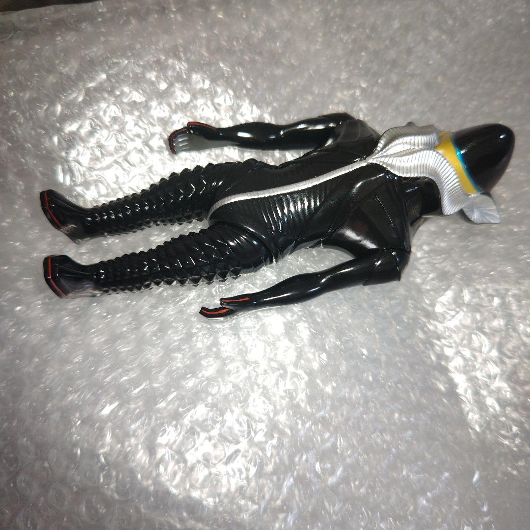 コードコーナー　メフィラス　ソフビ