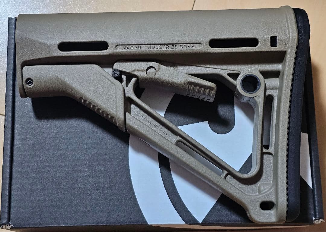 最終値下げ　実物 MAGPUL CTR STOCK FDE マグプル