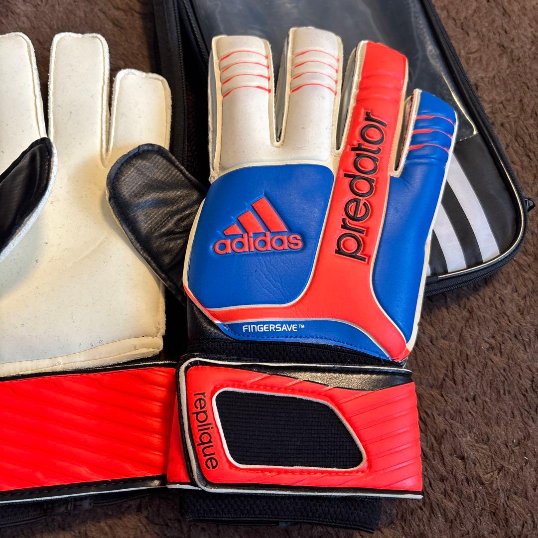 新品限定！アディダスキーパーグローブ8/プレデターフィンガーセーブ