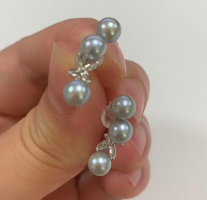 あこやベビーパール ラインピアス グレーブルー 本真珠