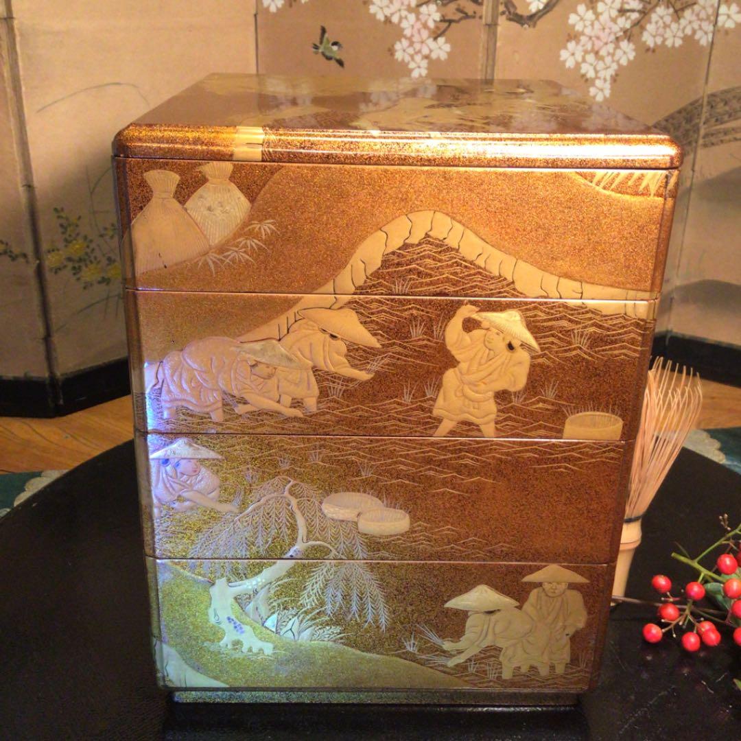 ➁【特別出品】総梨地大名道具農耕蒔絵蒔絵野弁当提重（共箱）