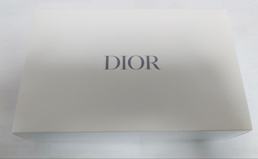 ディオール　マザーズデイ　ノベルティ　ポーチ　母の日　dior