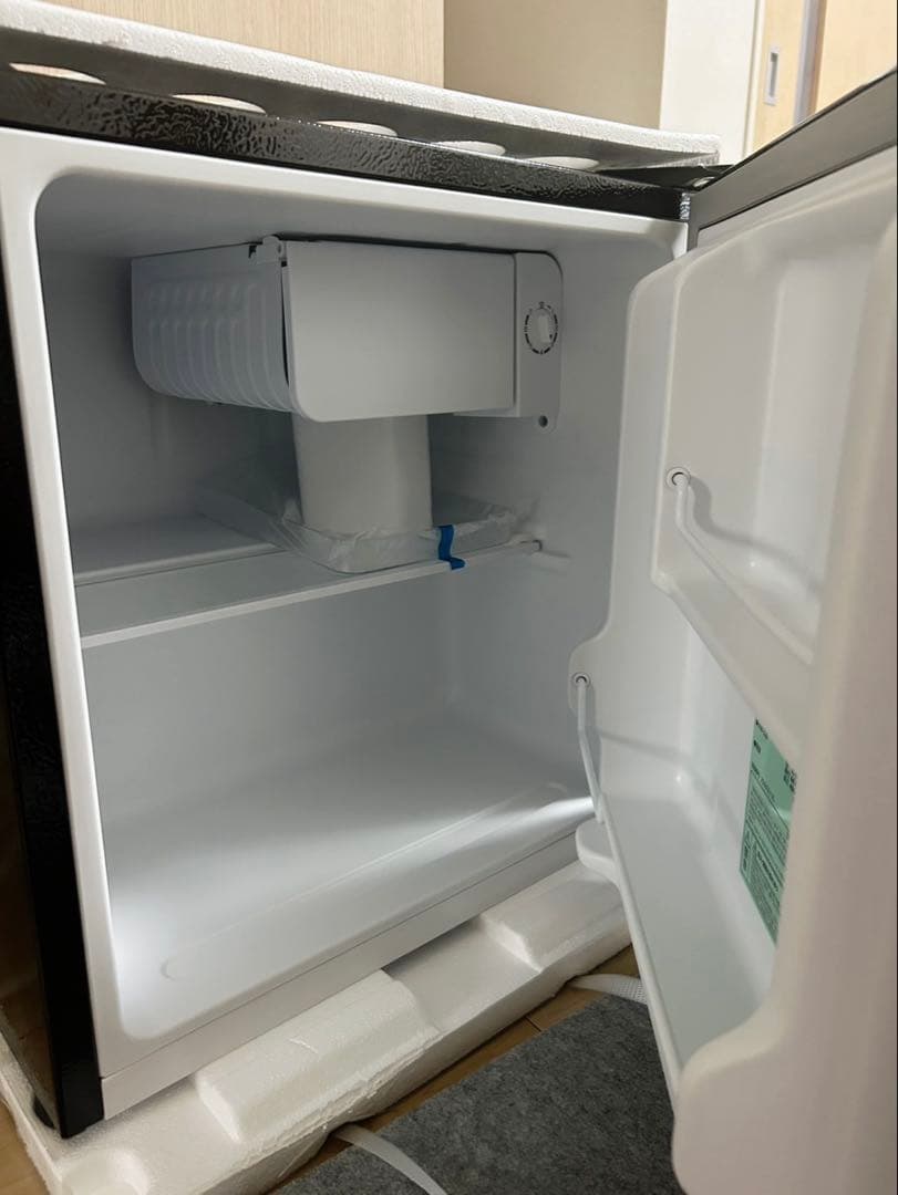 木目調コンパクト冷蔵庫