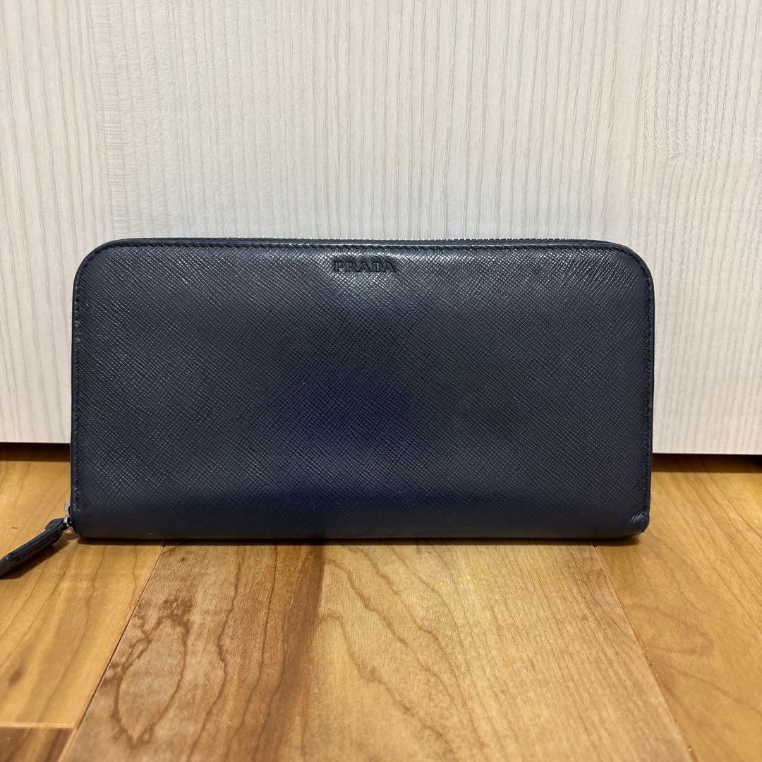 PRADA ネイビー 長財布