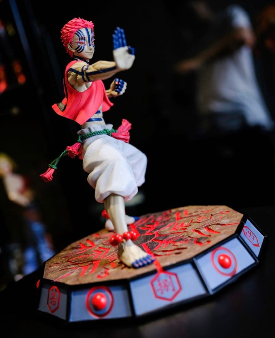 鬼滅の刃 猗窩座 あかざ フィギュア ガレージキット 赤色