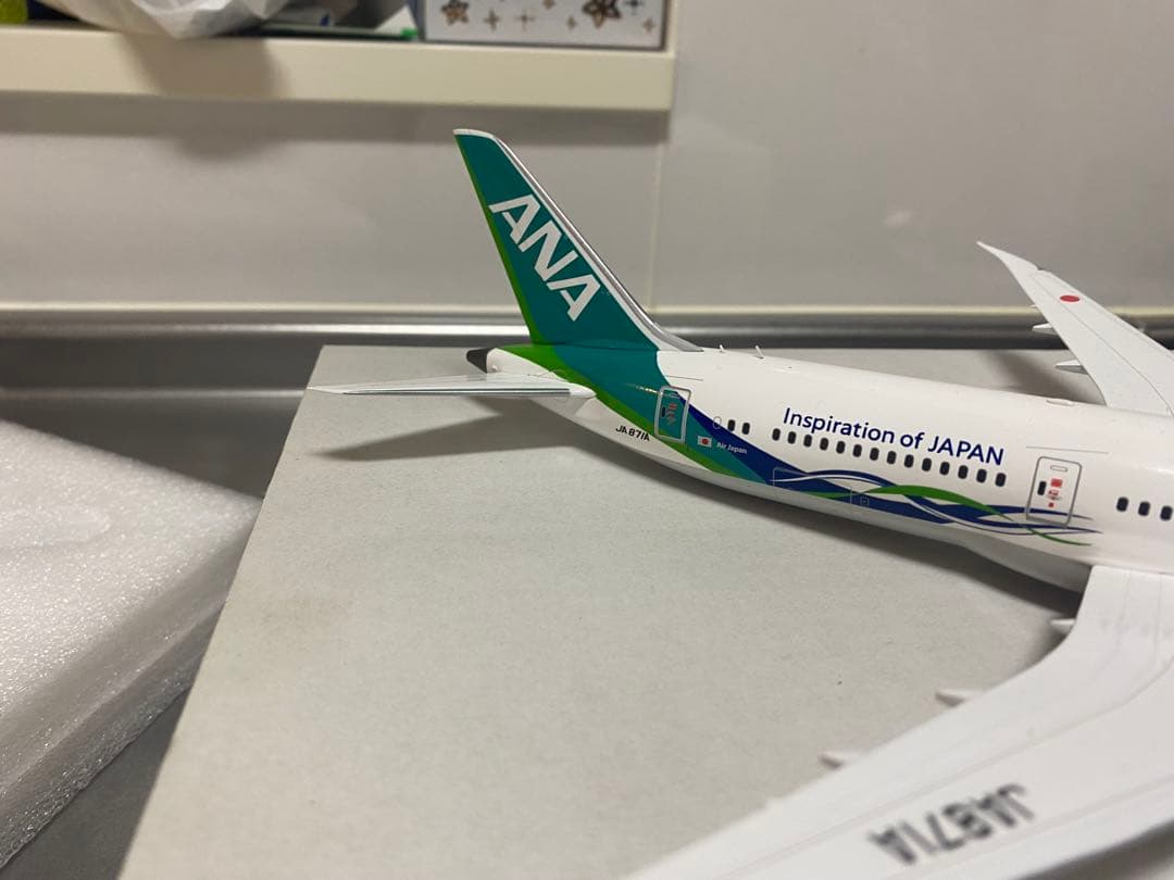 ANA Boeing 787-9 1:200 スケールモデル