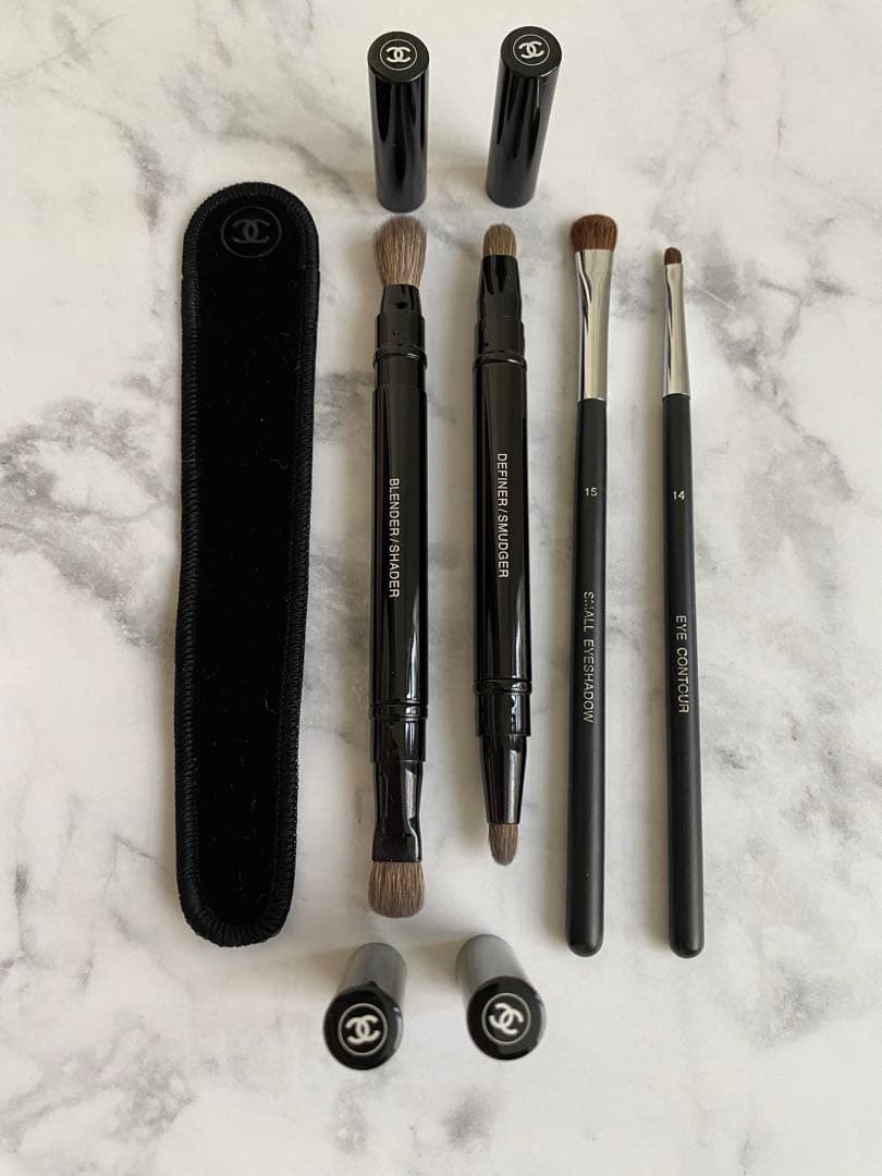 CHANEL 天然毛　パンソーデュオ　アイシャドウブラシ　4本セット　シャネル