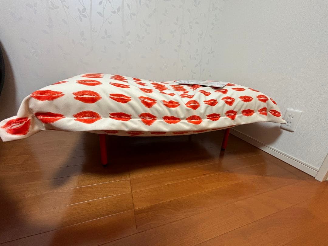 【新品未使用】リーンロゼ　とんだ林蘭　キスマーク　パフ　正規店購入