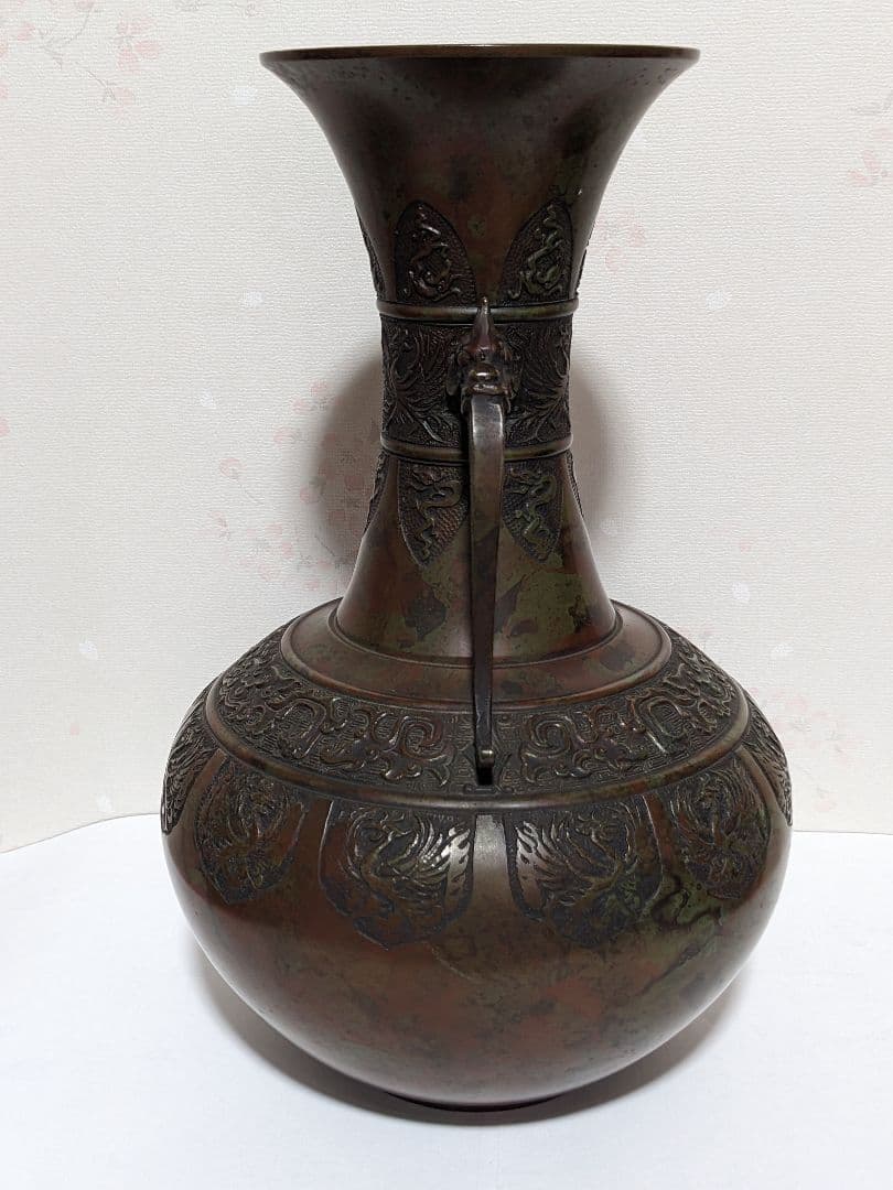 ♢高岡銅器 能作吉秀作 斑銅 鋸歯 鳳凰 饕餮地紋 龍双耳花瓶 花器置物