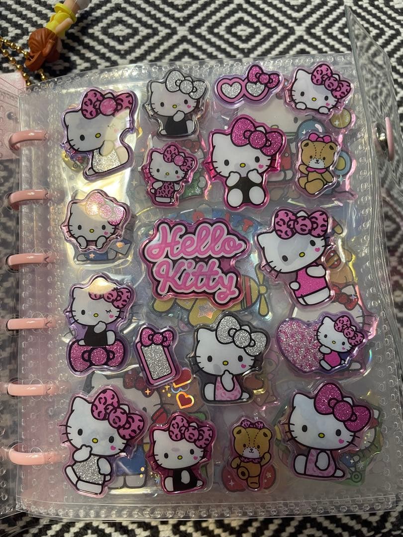 ハローキティ シール帳　完成品　サンリオ