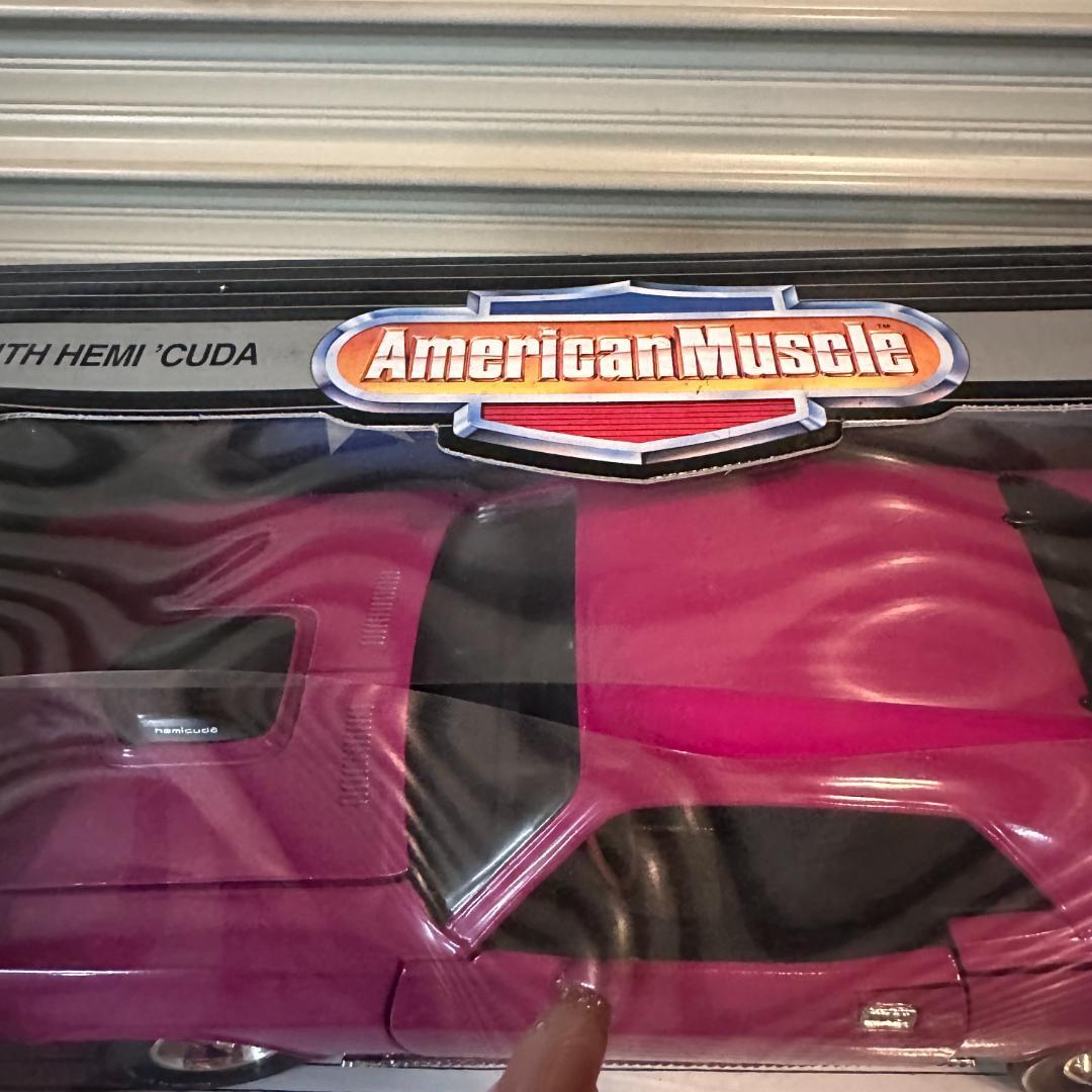 アメリカンマッスル 1/18スケール 1970 プリムス ヘミ 'クーダ