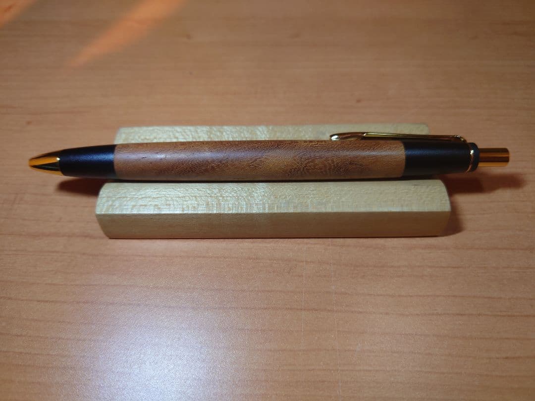 あけぼの工房　欅　シャープペンシル　変わり杢　木軸ペン　ケヤキ