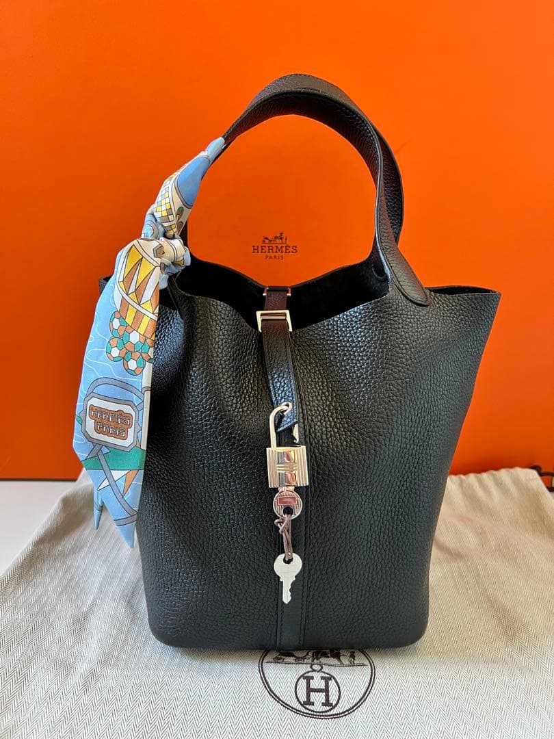 人気のブラック★エルメス ピコタンロックMM ノワール 黒 C刻印 おまけ付き