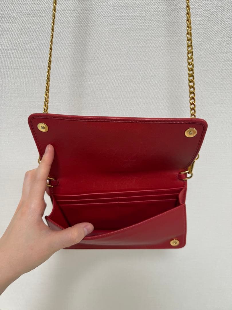 miumiu チェーンショルダーバッグ　赤　中古