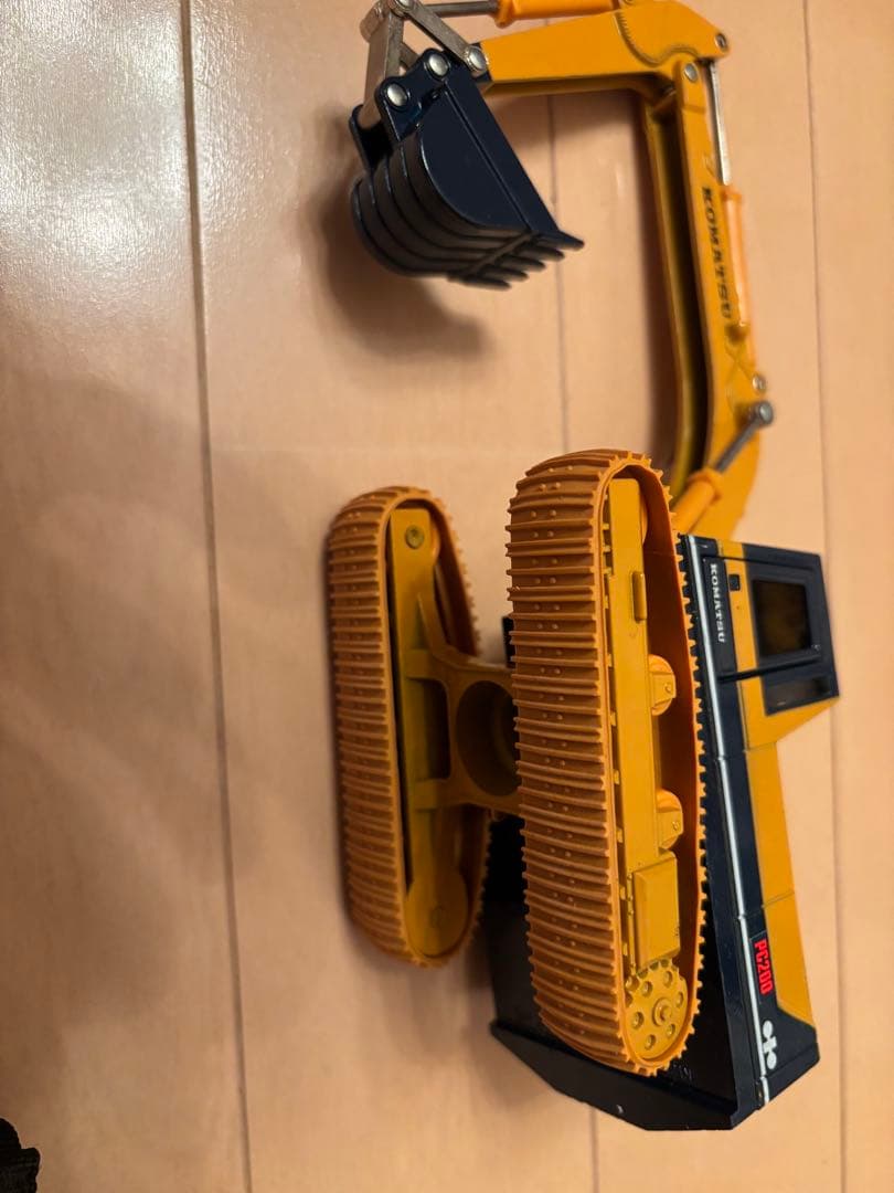 トミカ　ダンディ　DK-001 コマツ　パワーショベル　PC200