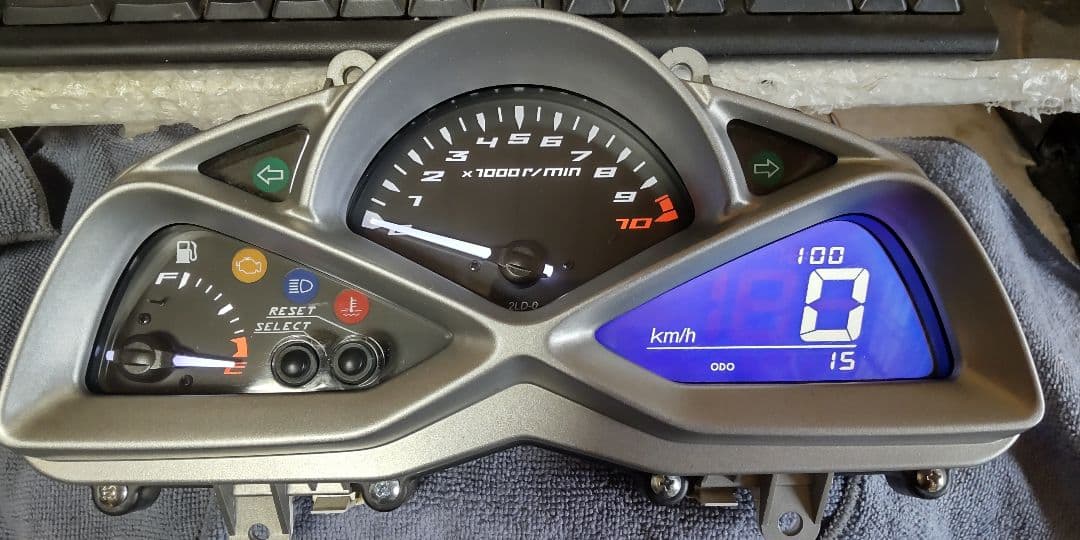 SG28J マジェスティSスピードメーターリセット済み☆動作品XC155