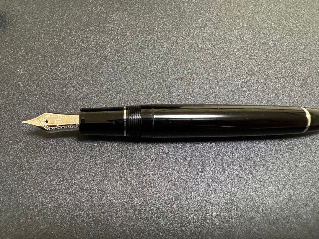 セーラー万年筆 プロフィット21 Mニブ