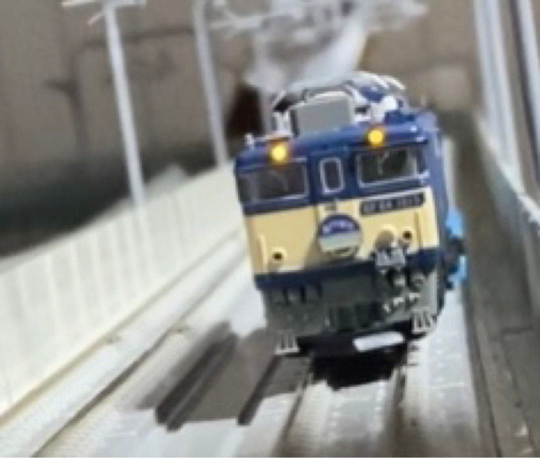 KATO　10-822・10-823 寝台特急「あけぼの」 ＋EF64